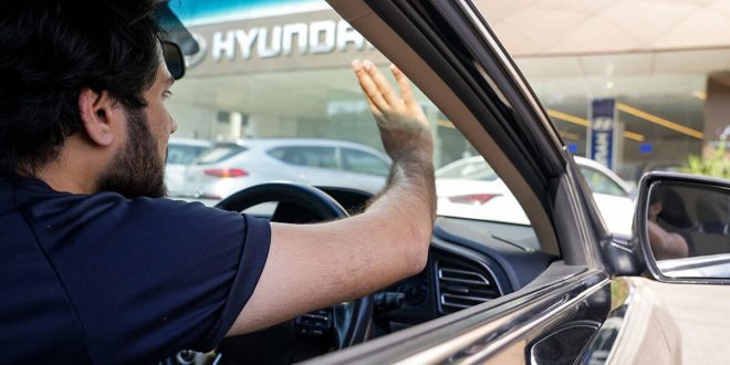 ¡La nueva película para ventanas de Hyundai reduce la temperatura interior hasta 22 grados!