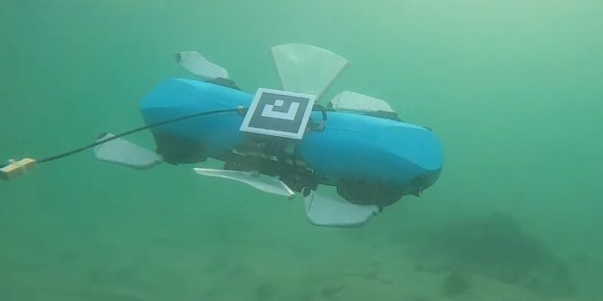 Se ha desarrollado un robot que puede nadar, caminar y gatear en el agua con sus aletas.