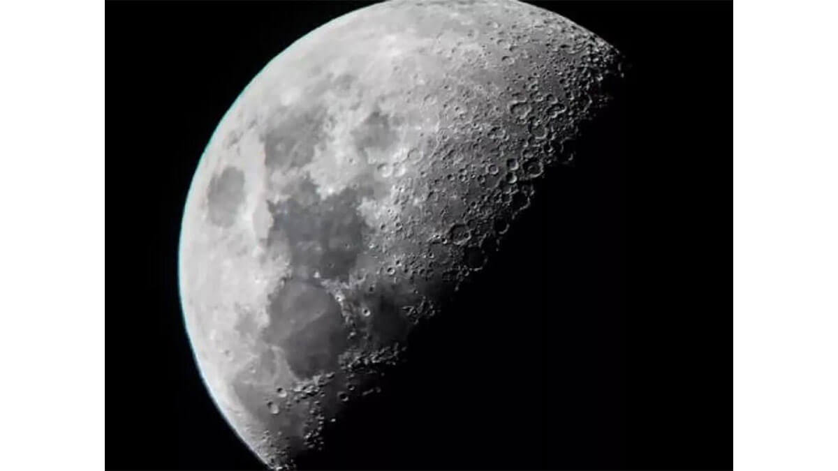 Los astronautas podrían utilizar el polvo lunar para producir combustible